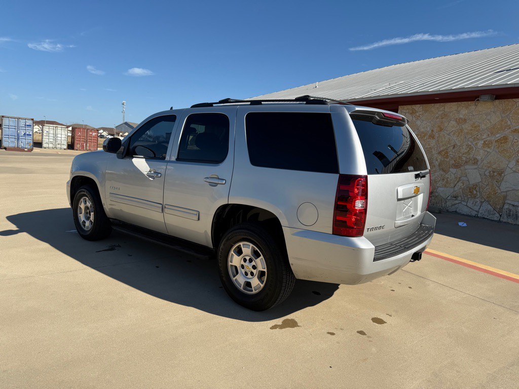 2011 Chevrolet Tahoe Image 7