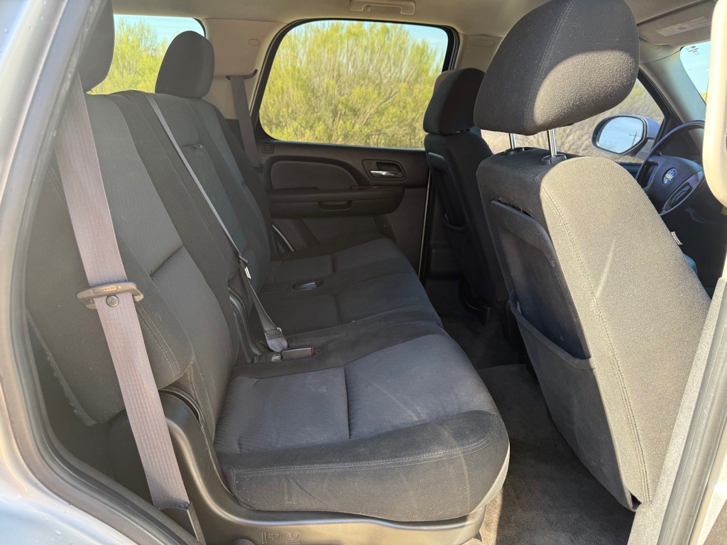 2011 Chevrolet Tahoe Image 13