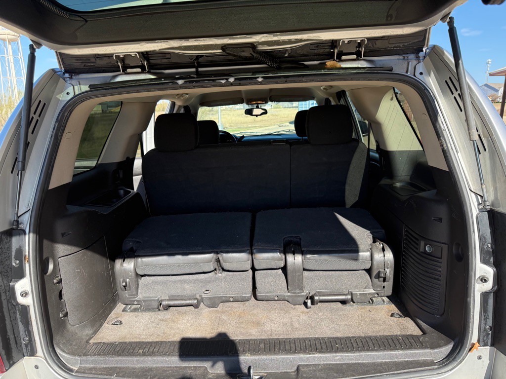 2011 Chevrolet Tahoe Image 16