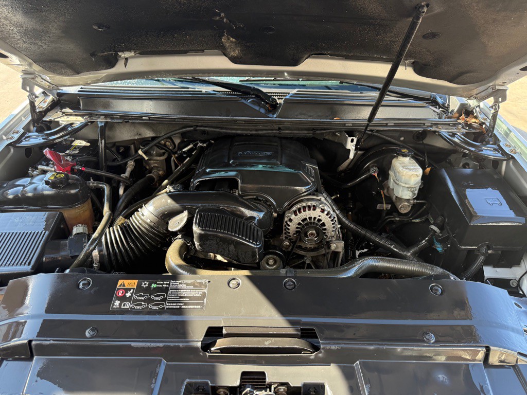 2011 Chevrolet Tahoe Image 18