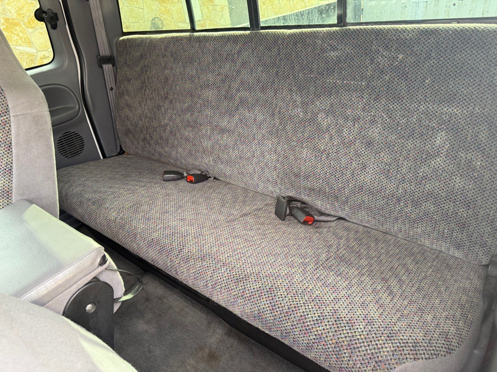 2001 Dodge Ram 3500 Image 15