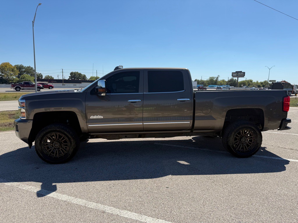 2015 Chevrolet Silverado 1500 Image 9