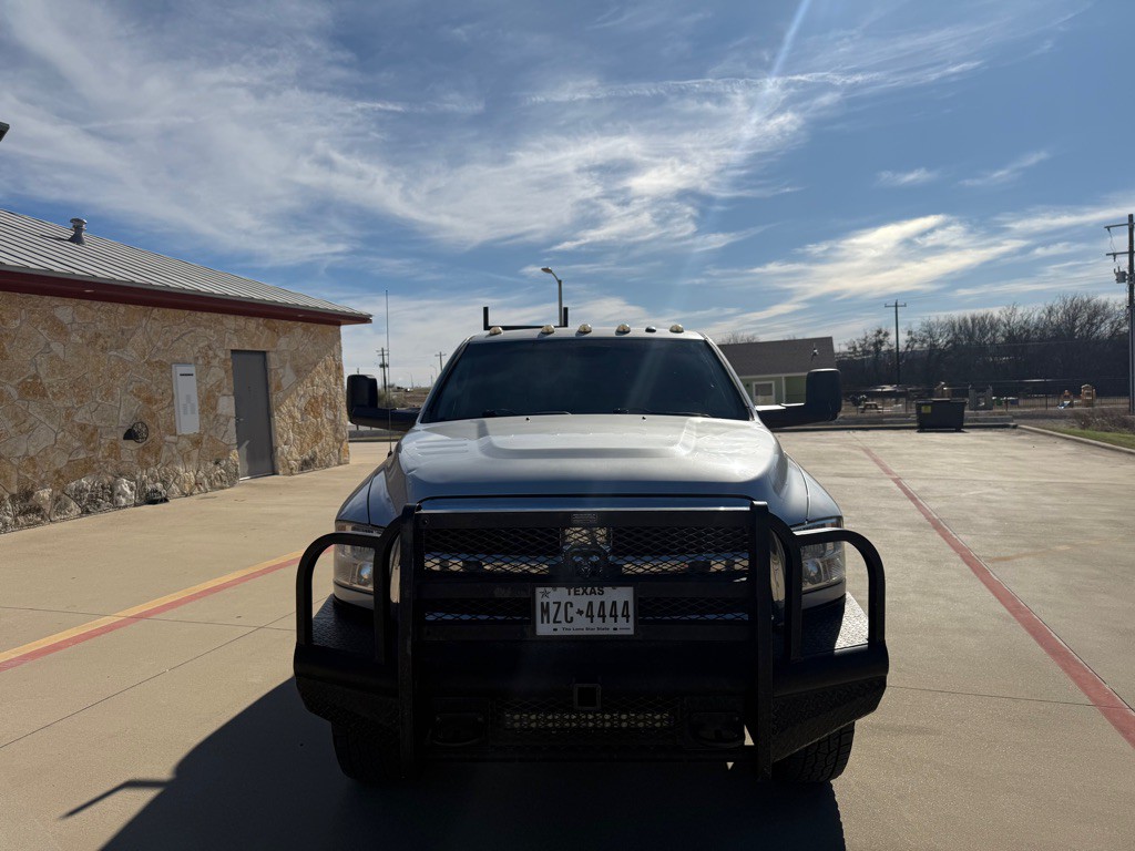 2015 RAM 3500 Image 2