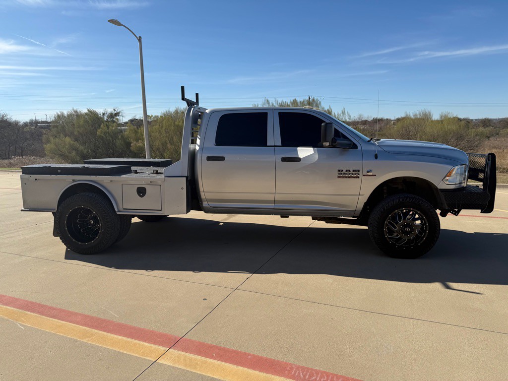2015 RAM 3500 Image 4