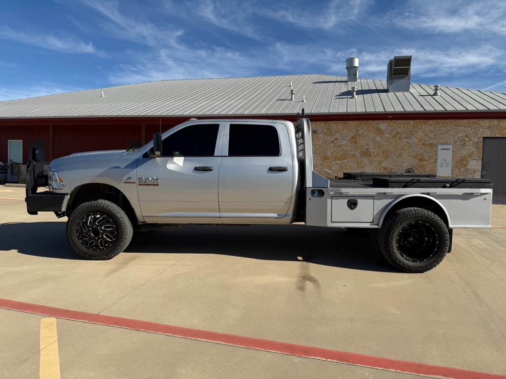 2015 RAM 3500 Image 9