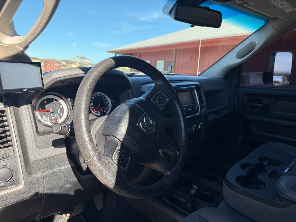 2015 RAM 3500 Image 12