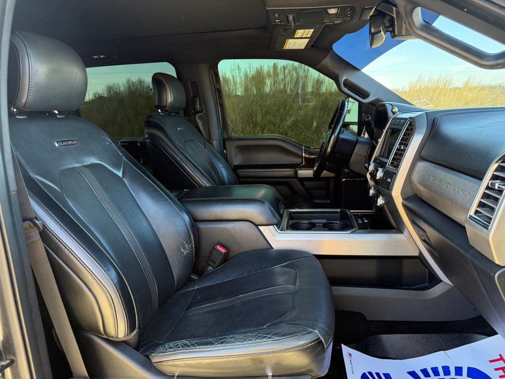 2017 Ford F-250 Image 12