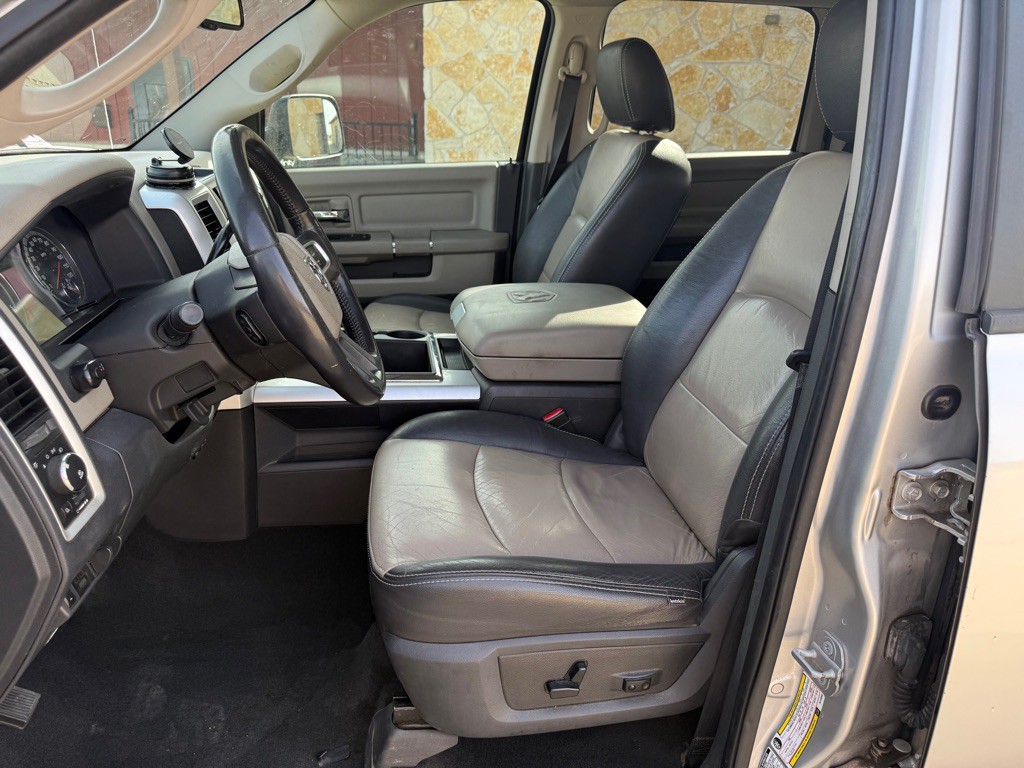 2010 Dodge Ram 2500 Image 10