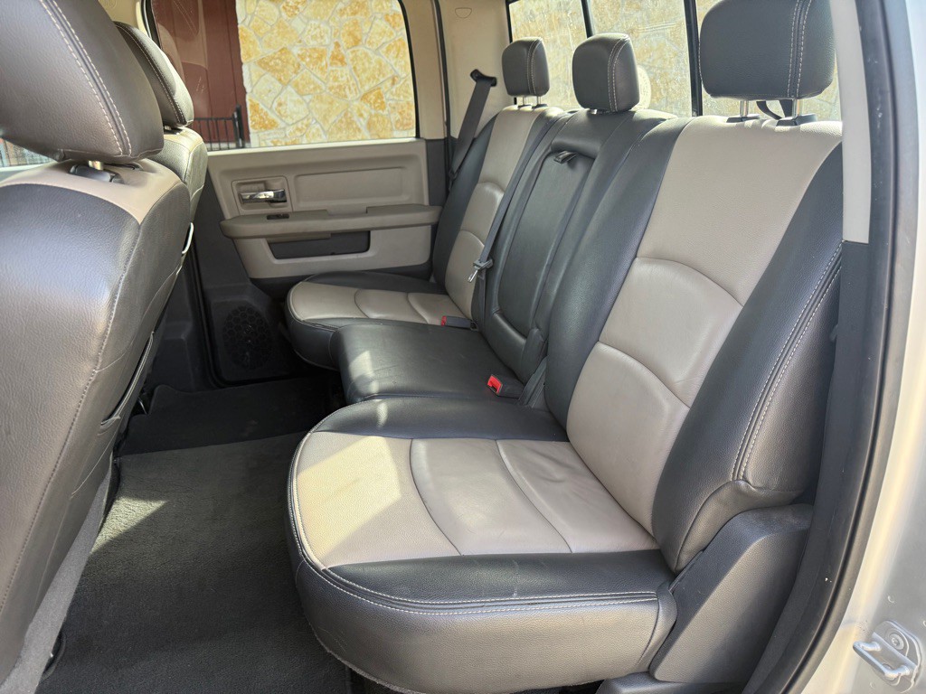 2010 Dodge Ram 2500 Image 14