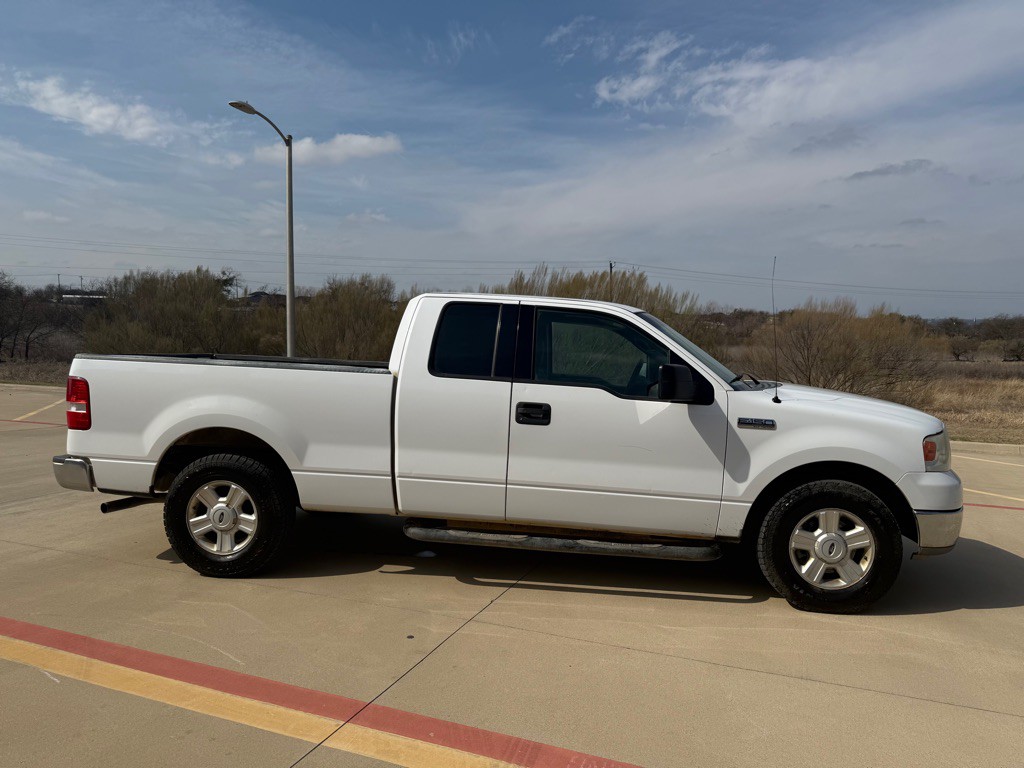 2004 Ford F-150 Image 4