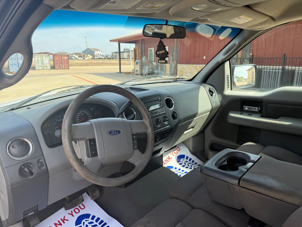 2004 Ford F-150 Image 11