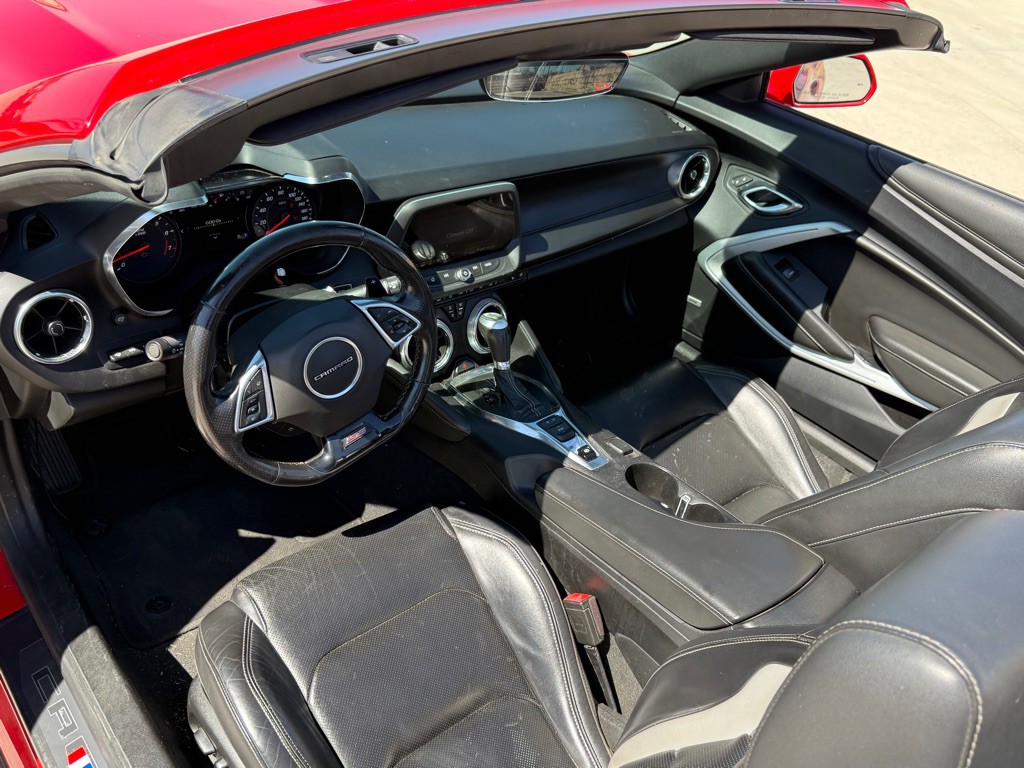 2020 Chevrolet Camaro Image 12
