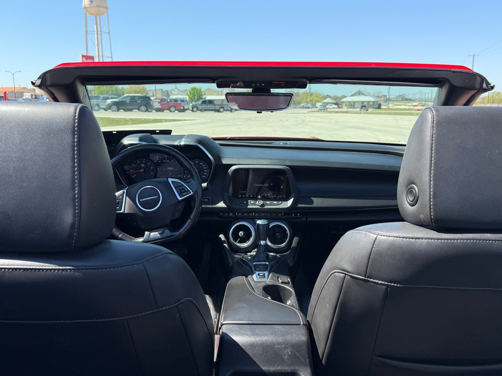 2020 Chevrolet Camaro Image 16
