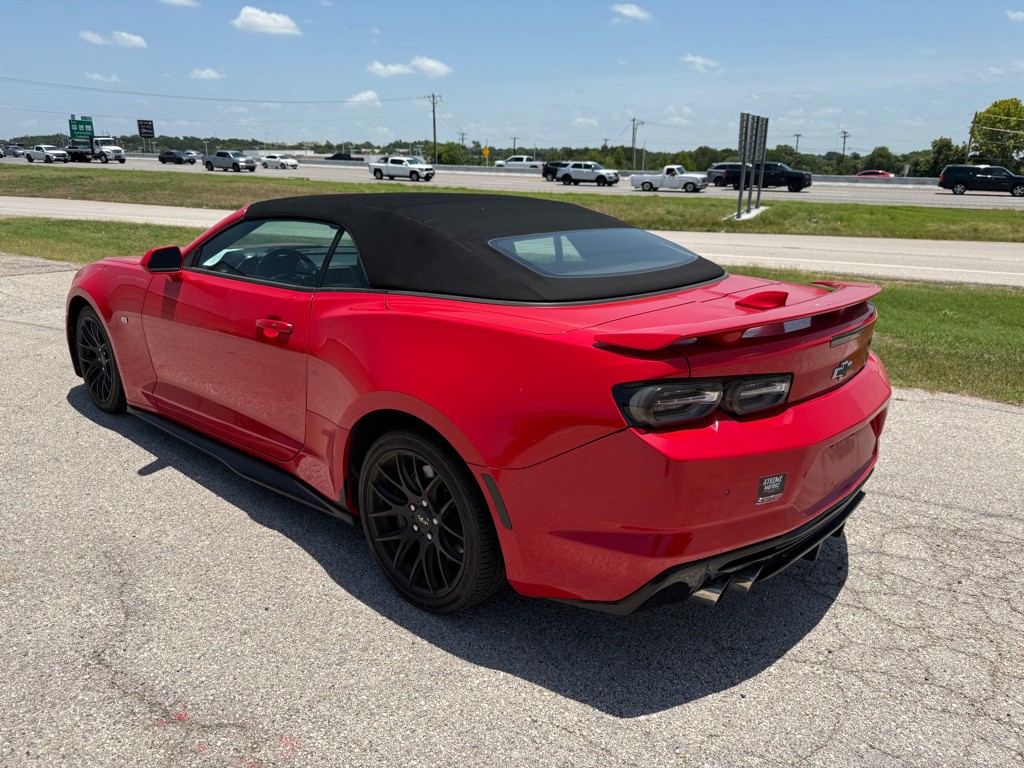 2020 Chevrolet Camaro Image 8