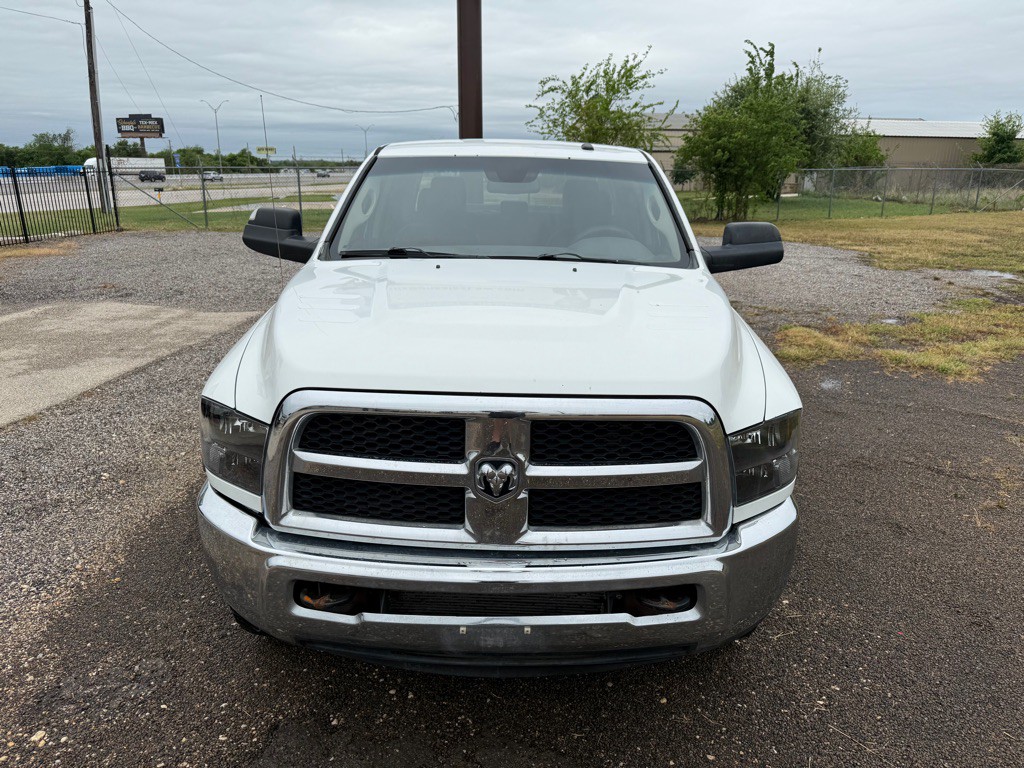 2014 RAM 2500 Image 2