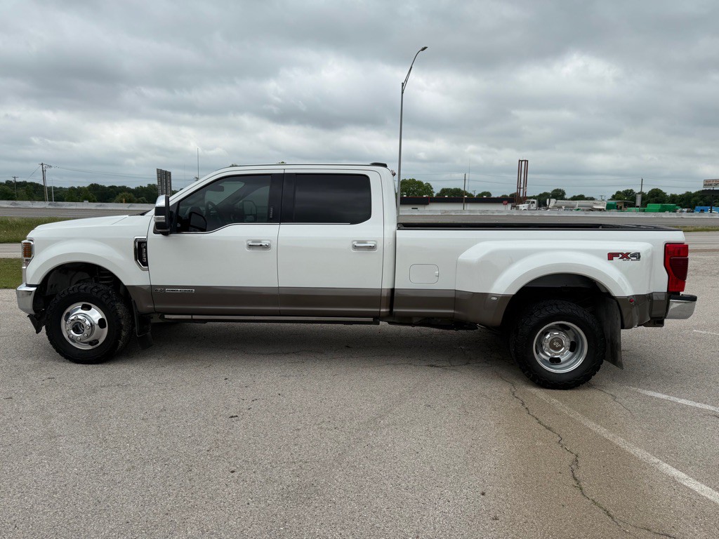 2021 Ford F-350 Image 8