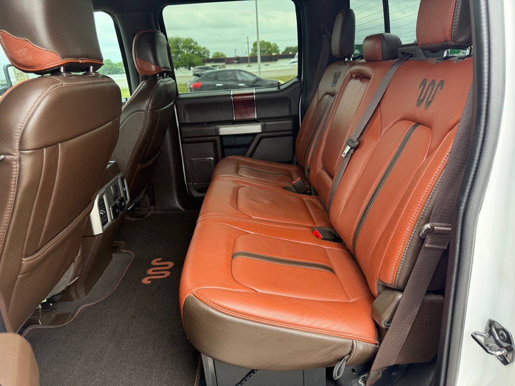 2021 Ford F-350 Image 15