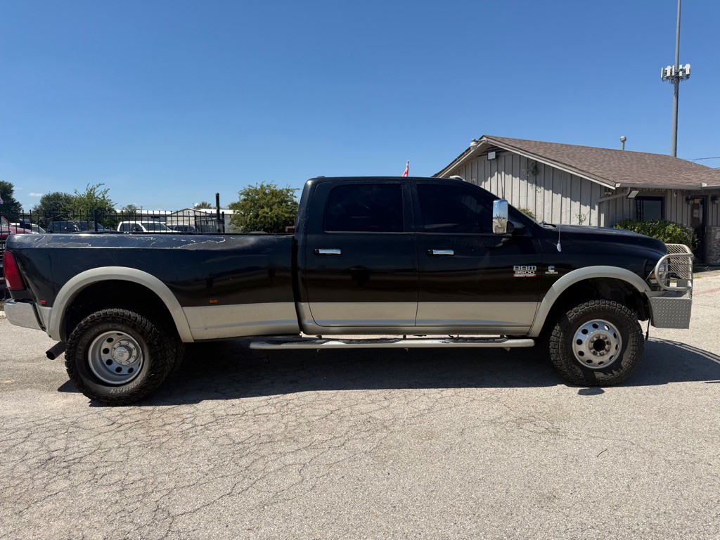 2010 Dodge Ram 3500 Image 4