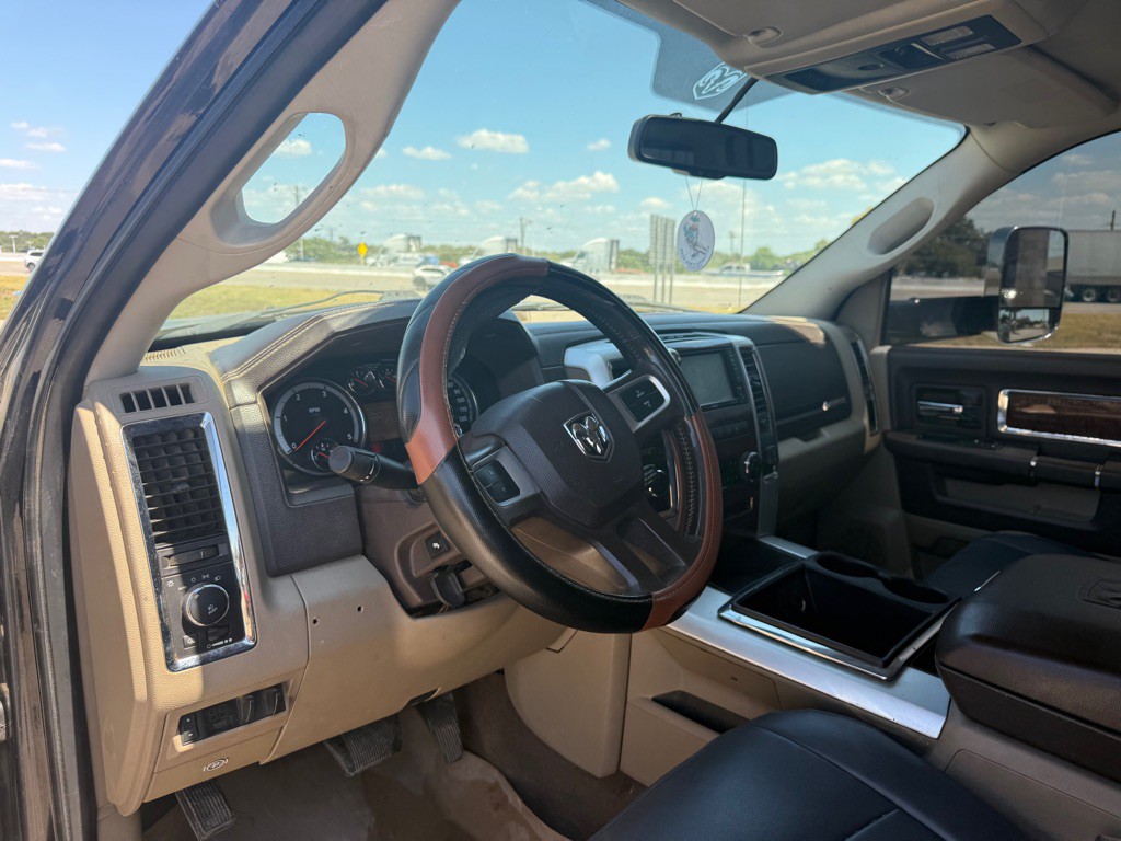 2010 Dodge Ram 3500 Image 11
