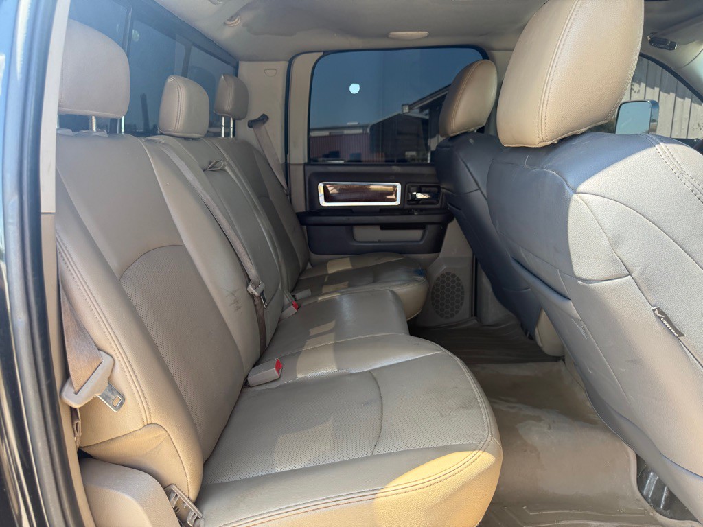 2010 Dodge Ram 3500 Image 13
