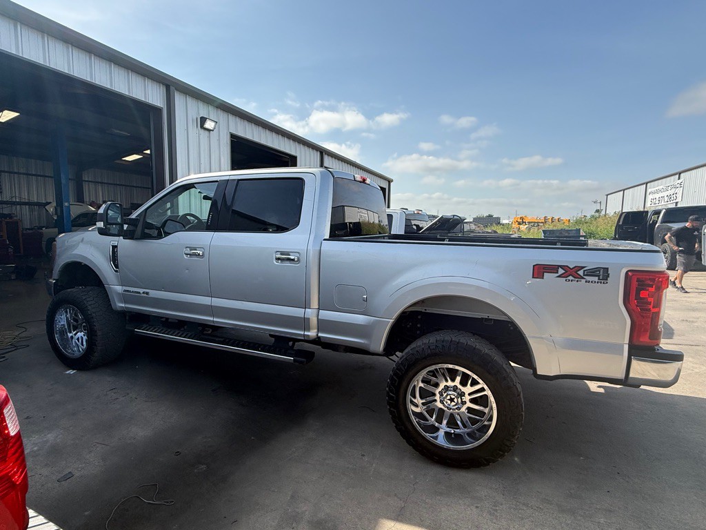 2018 Ford F-250 Image 4