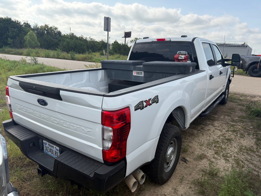 2022 Ford F-250 Image 3