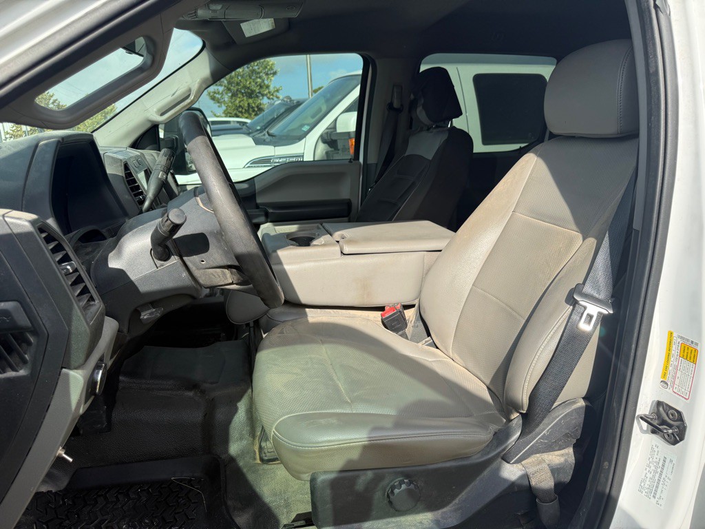 2022 Ford F-250 Image 6