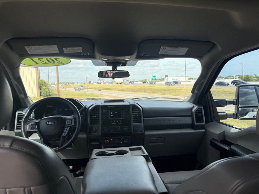 2021 Ford F-250 Image 16