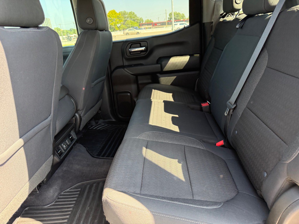 2019 Chevrolet Silverado 1500 Image 14