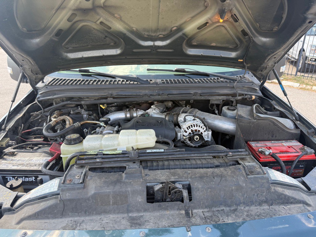 2000 Ford Excursion Image 19