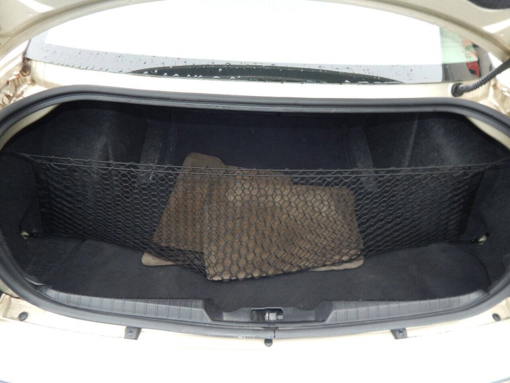 2010 Chrysler 300 Image 23