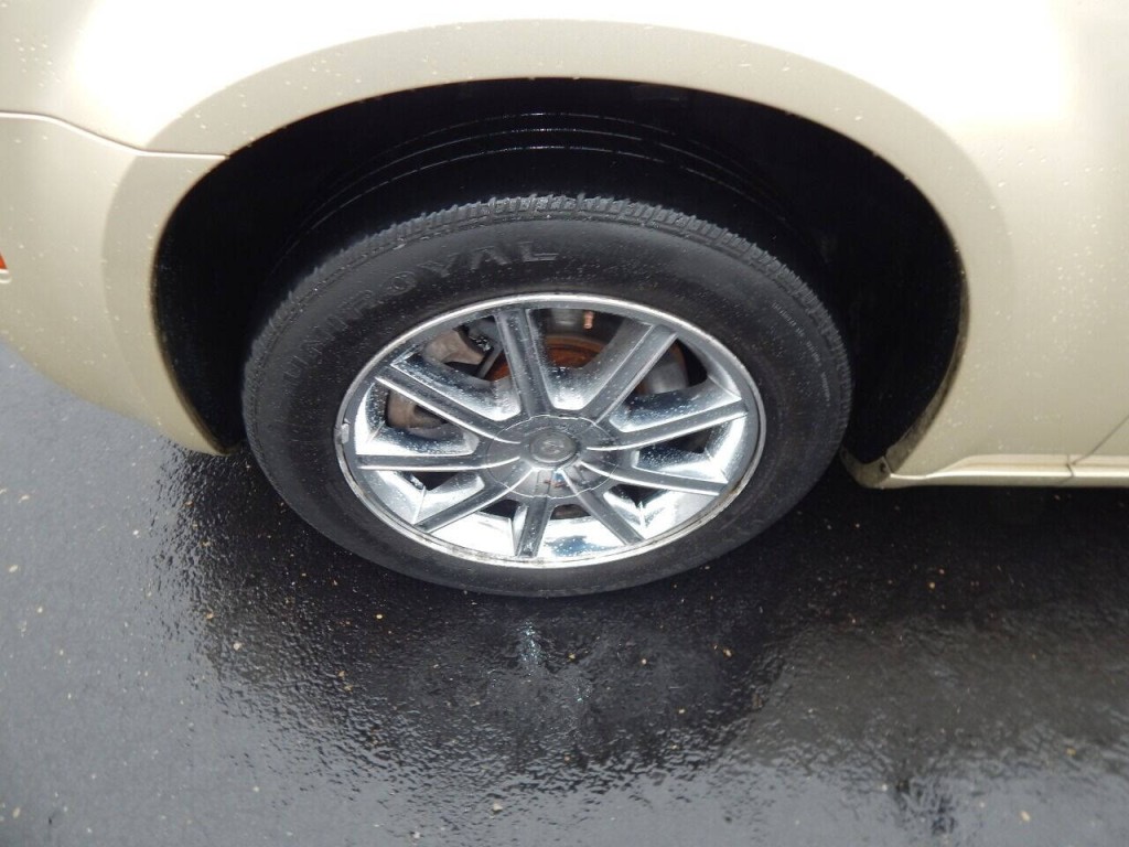 2010 Chrysler 300 Image 40