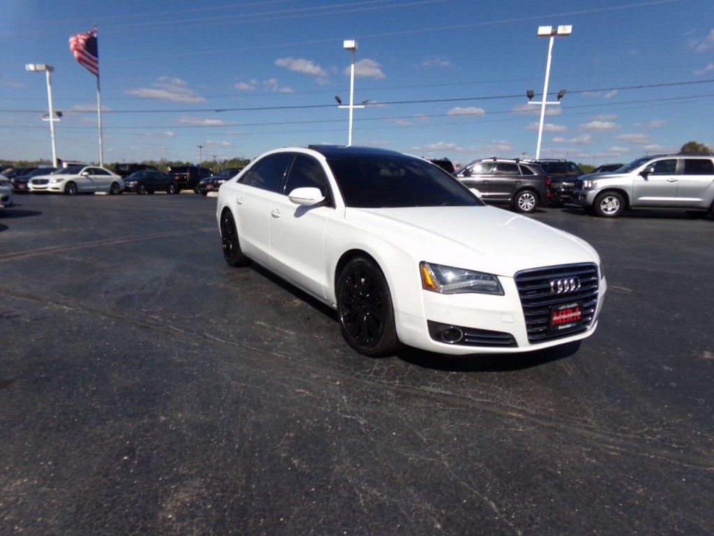 2012 Audi A8 Image 4