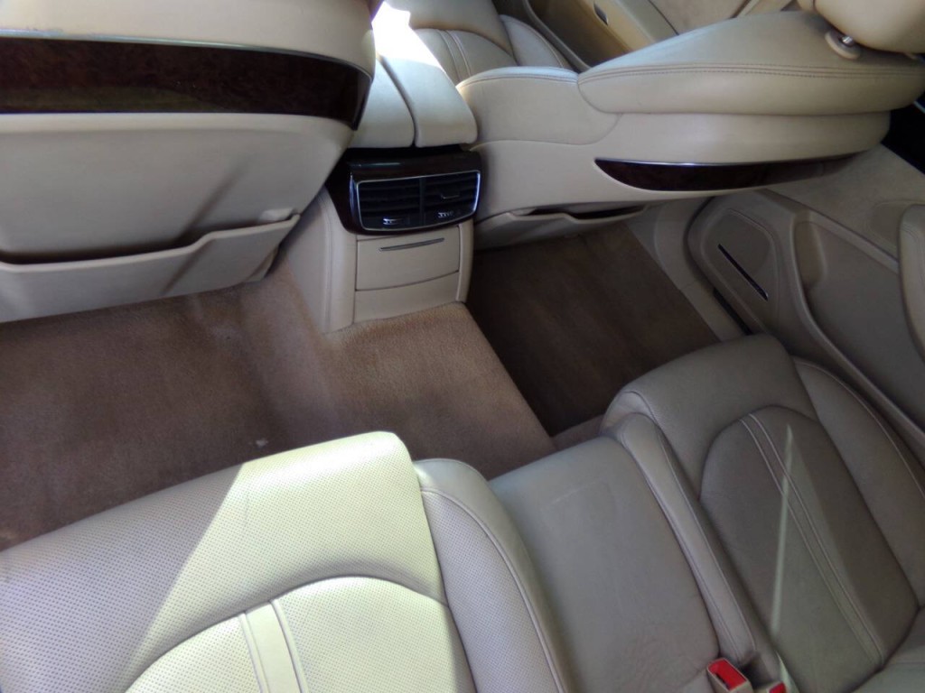 2012 Audi A8 Image 15