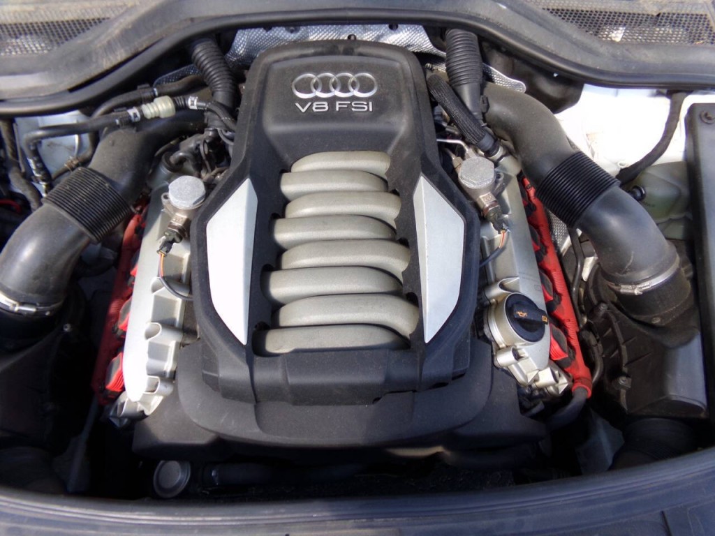 2012 Audi A8 Image 33