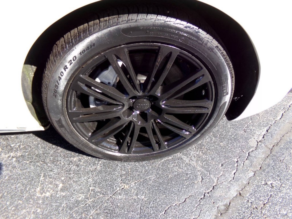 2012 Audi A8 Image 45
