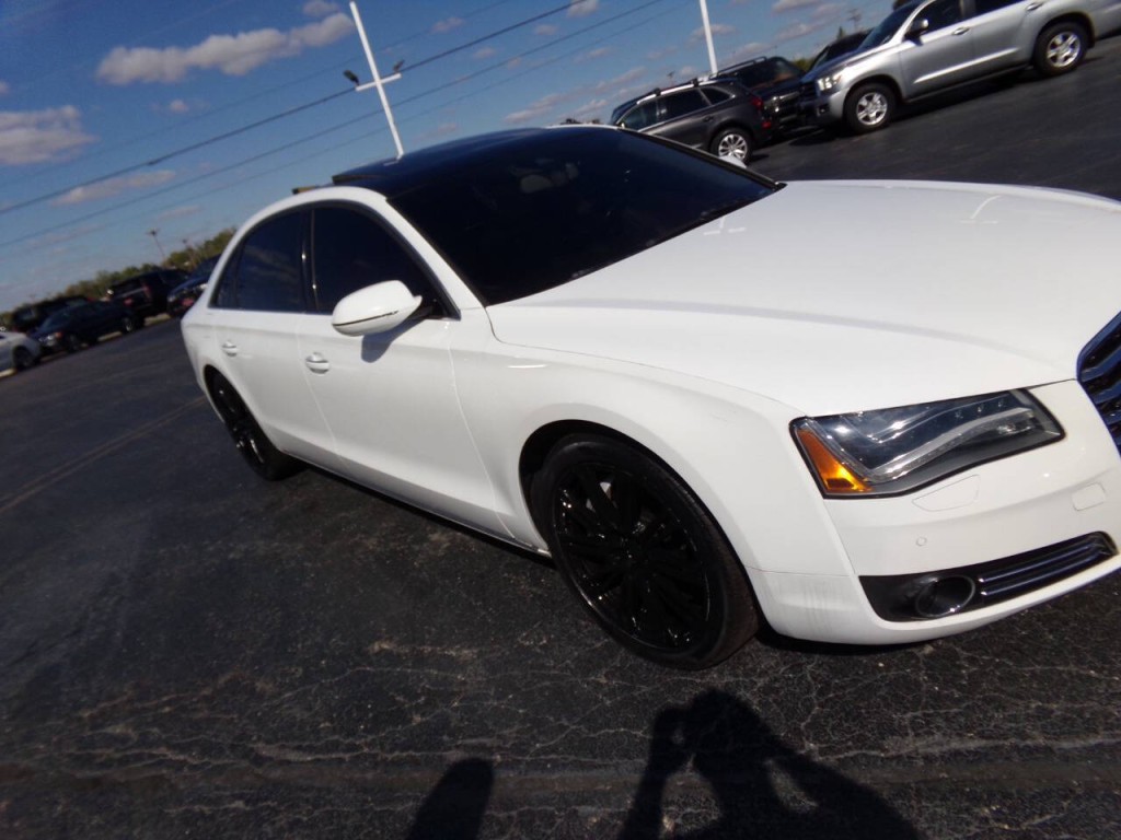 2012 Audi A8 Image 46