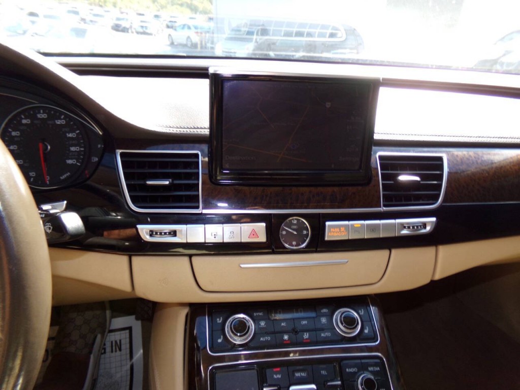 2012 Audi A8 Image 52
