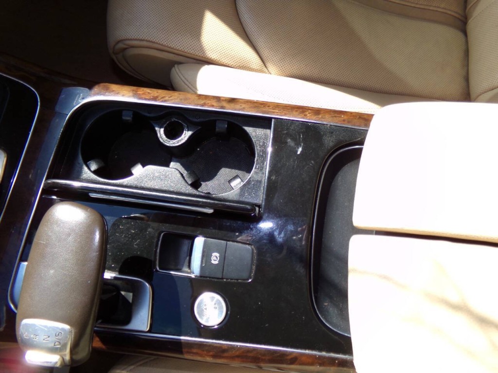 2012 Audi A8 Image 59