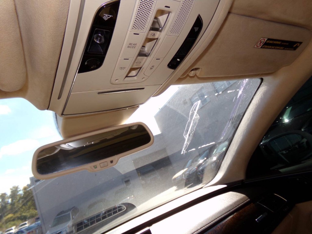 2012 Audi A8 Image 63