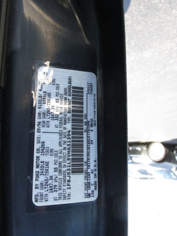 1997 Ford E-350 Image 19