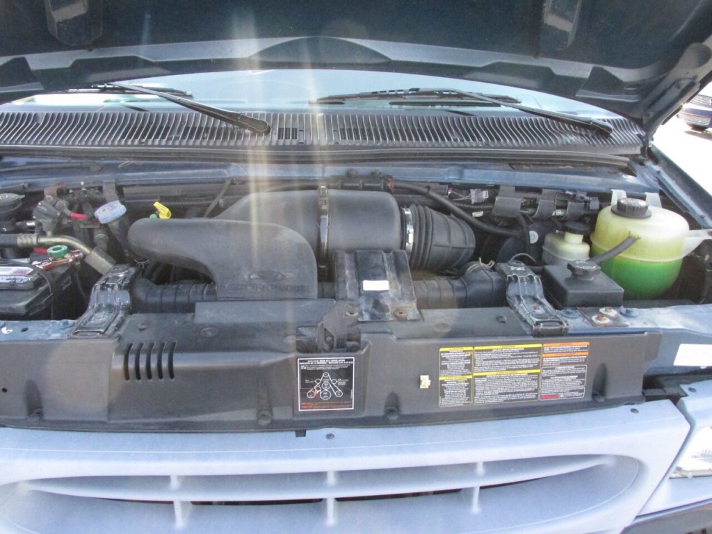 1997 Ford E-350 Image 71