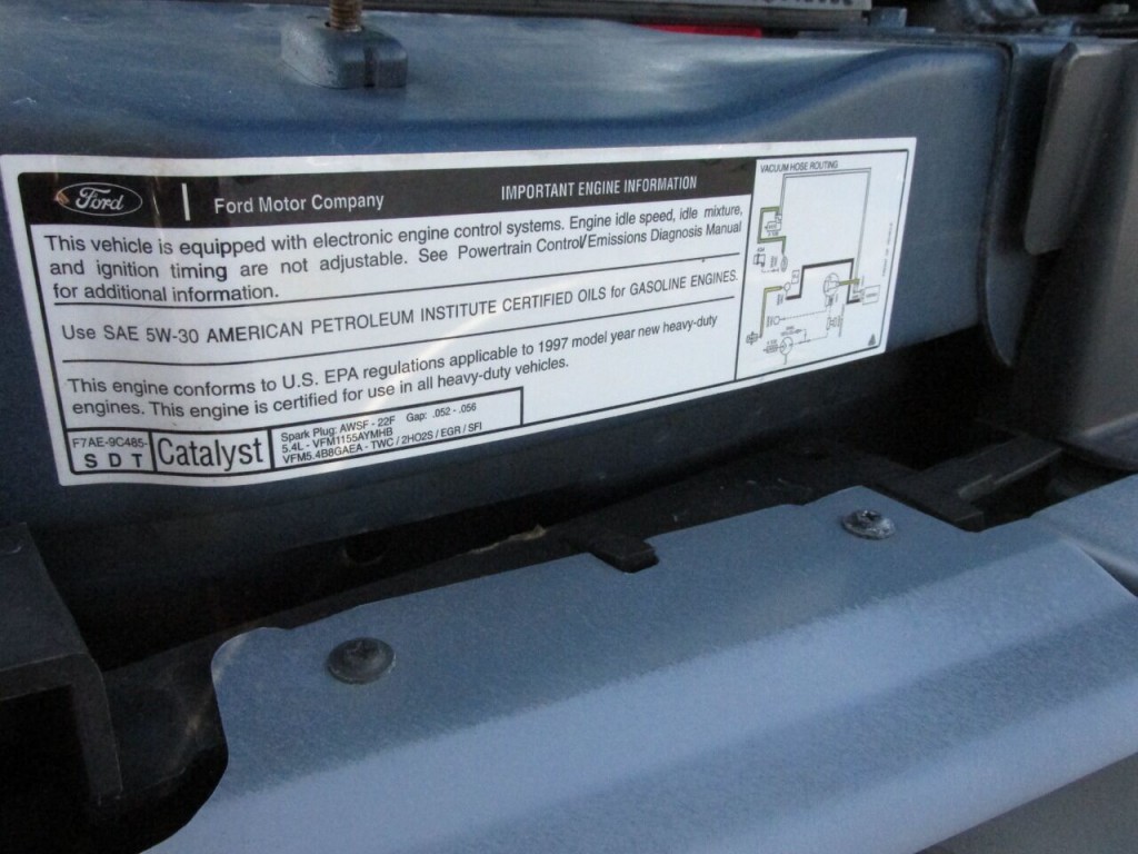 1997 Ford E-350 Image 74