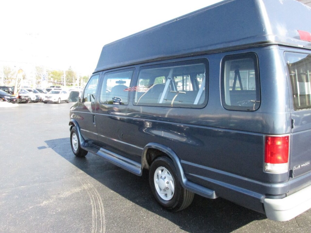 1997 Ford E-350 Image 87