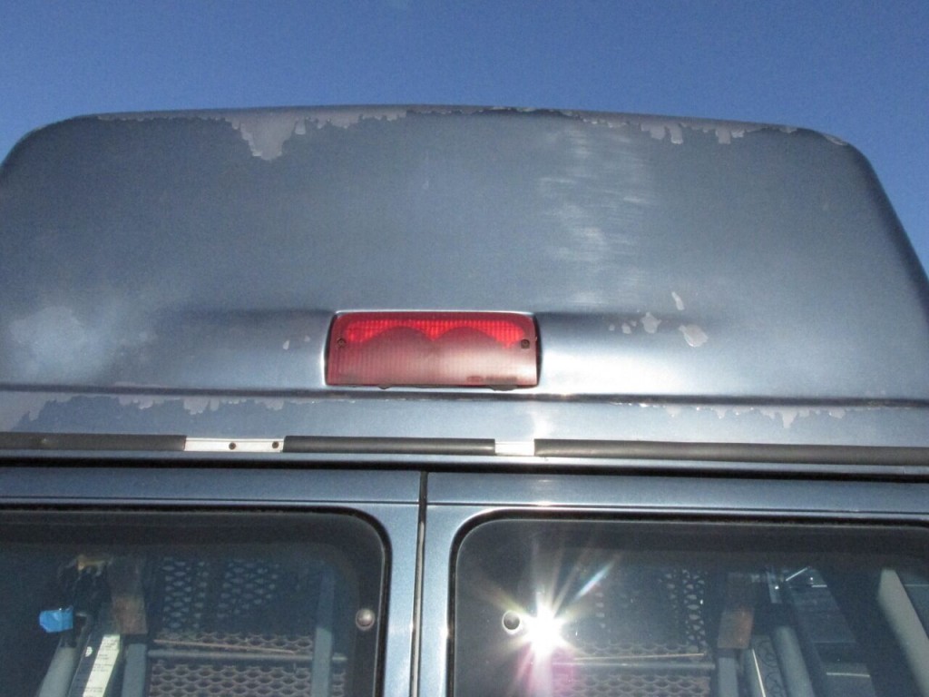 1997 Ford E-350 Image 90