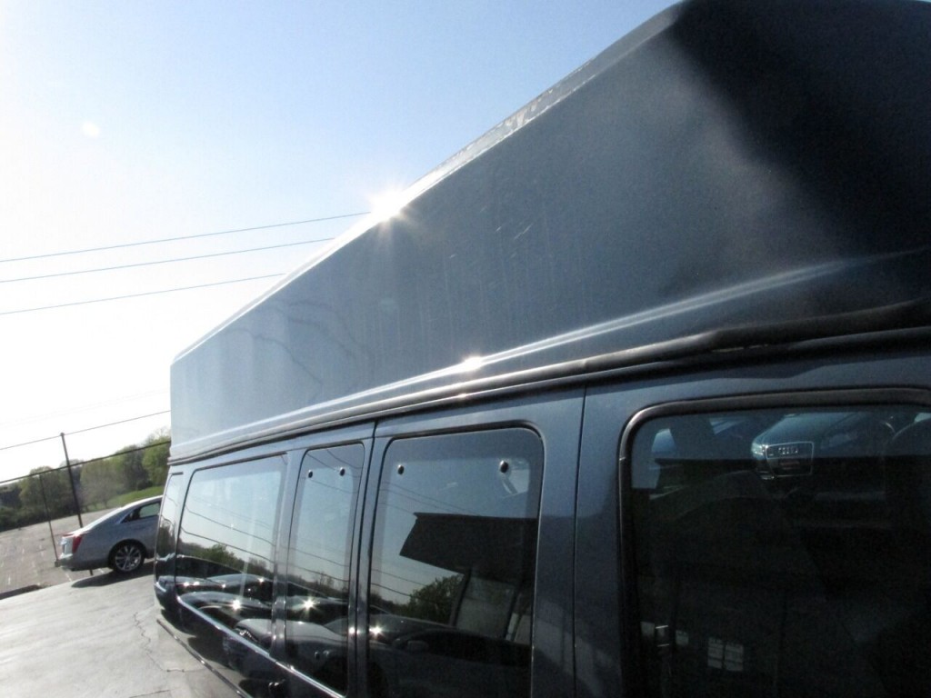 1997 Ford E-350 Image 96