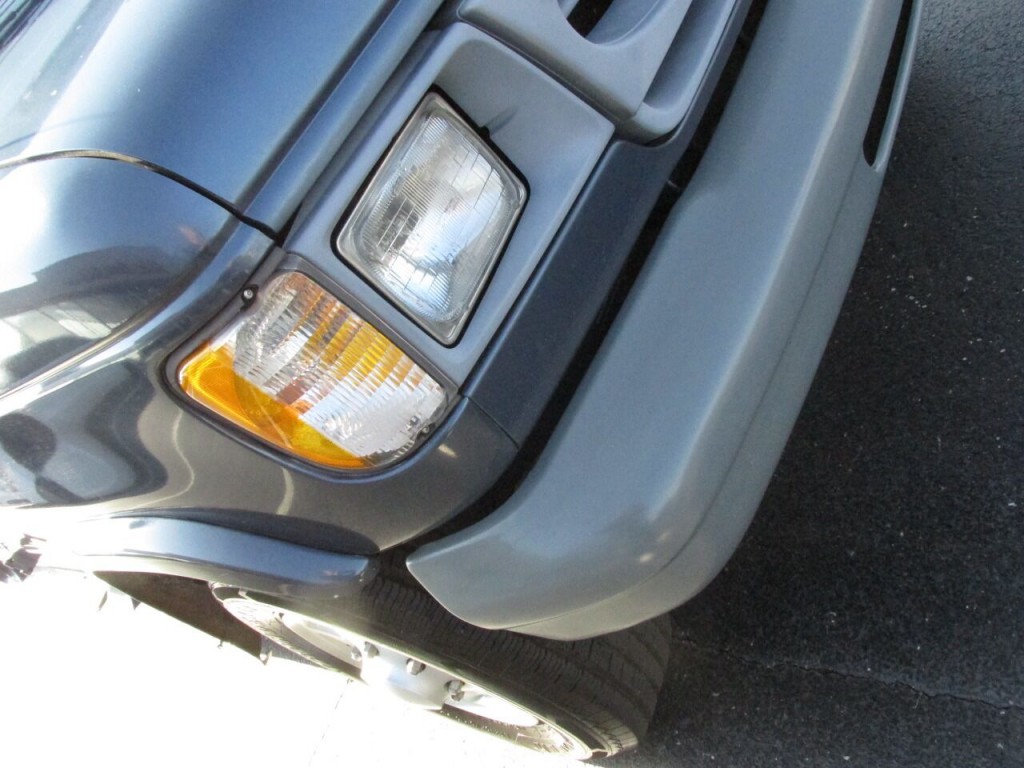 1997 Ford E-350 Image 100