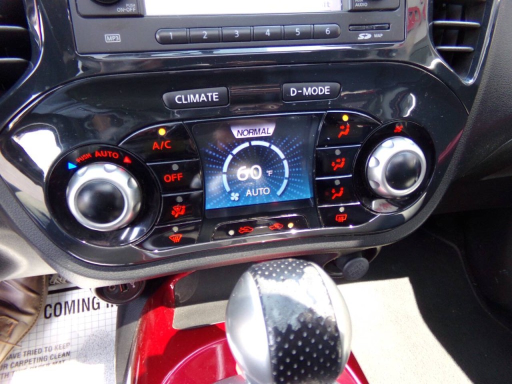 2012 Nissan Juke Image 20