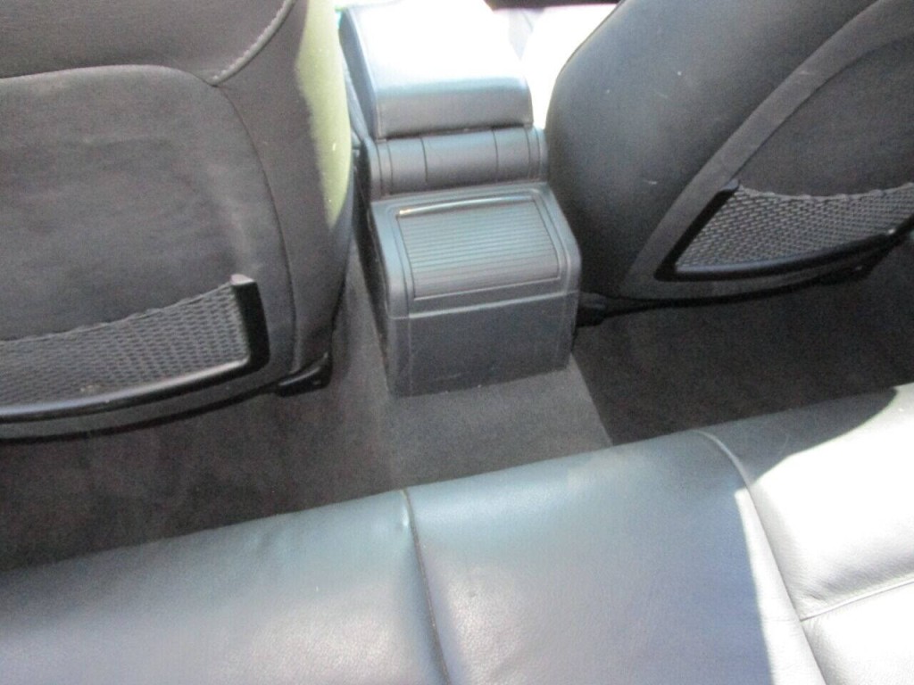 2004 BMW 3 Series Image 21