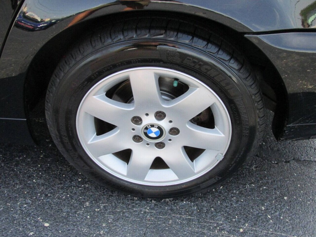 2004 BMW 3 Series Image 37